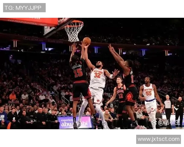 2012年尼克斯与公牛激战回顾：经典对决中的传奇时刻与球员表现分析